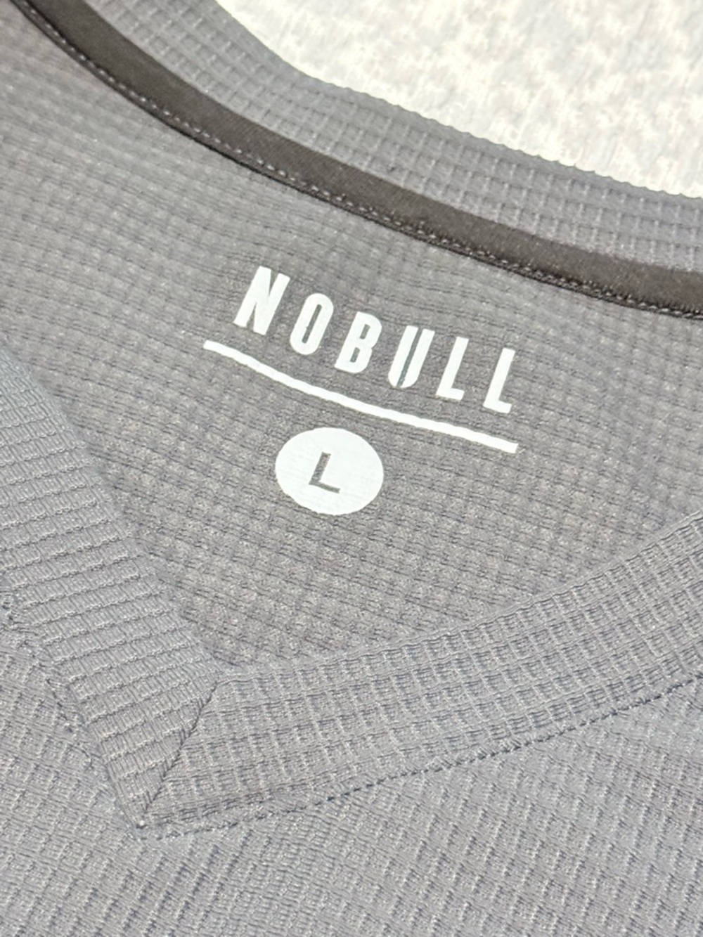 NOBULL /// Men's V-Neck Thermal Waffle Long Sleeve Top - Charcoal Gray - Large - Picture 5 of 6